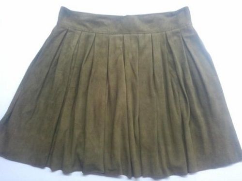 Plain Design, Anti Fade And Anti Wrinkle Ladies Mini Leather Skirts For Party Wear