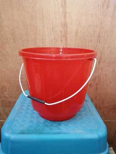 Plastiic Red Color Plastic Buckets For Bathroom Use With Handle