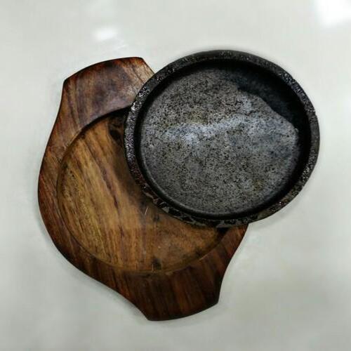 Sesame Wood Round Unpolished Serving Kitchen Platter And Sizzler - Material: Wood, Color: Brown | Durable, Comfortable, Rough Pattern Type, Ideal For Starters And Sizzlers