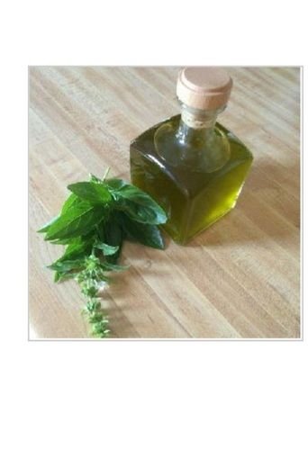 Hygienically Packed And 100 Percent Natural Essential Anethole Ex Basil Oil Shelf Life: 3 Years