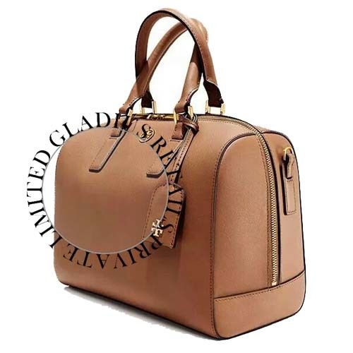 Rectangular Shape, Plain Design And Very Spacious Brown Color Leather Travel Bag