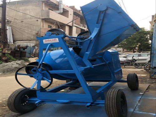 Concrete Mixers Hopper With 10/7 Cubic Feet Drum Area And 12mm Wire Rope