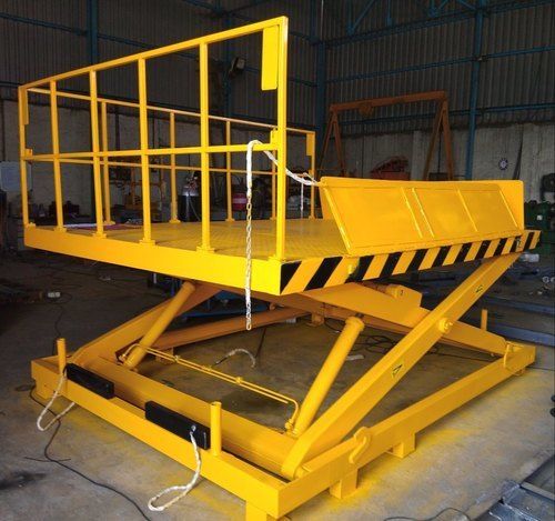 Longer Functional Life Color Coated Industrial Hydraulic Scissor Lift (Capacity 15 Ton)