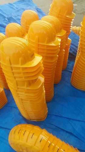 Yellow Color Plastic Safety Helmet For Construction And Industrial Use Size: Medium 7-1/4 To 7-3/8 Large 7-1/2 To 7-5/8