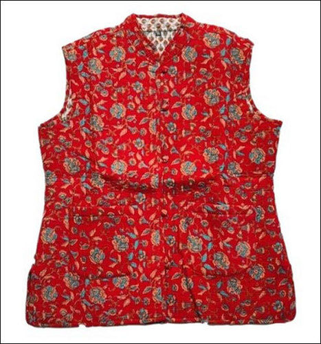 Black Casual Wear Red Cotton Printed Sleeveless Quilted Jacket For Ladies