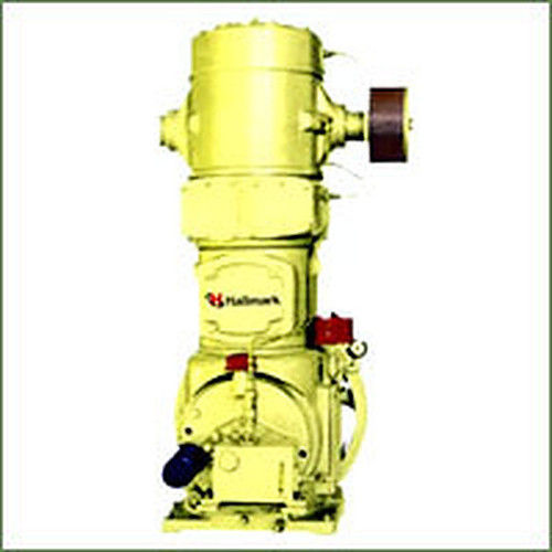 Oil-Free Oil Free Air Cooled Vertical Type Tank Mounted Air Compressors (Maximum Flow Rate 140 Cfm)