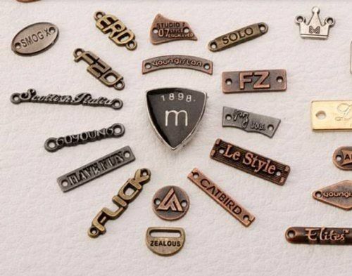 Designer Zinc Die Casting Badges For Garments With Polished Finish And Various Shapes