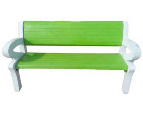 Polished Rectangular Shape Arm Rest Green Garden Rcc Bench With Back For Three Seater