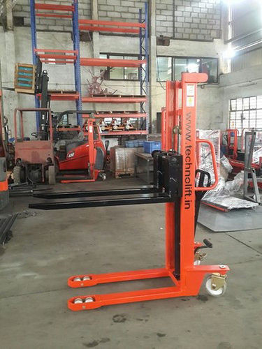 Hassle Free Operations Mild Steel Manual Hand Stacker (Lift Height 3000-5000 mm)