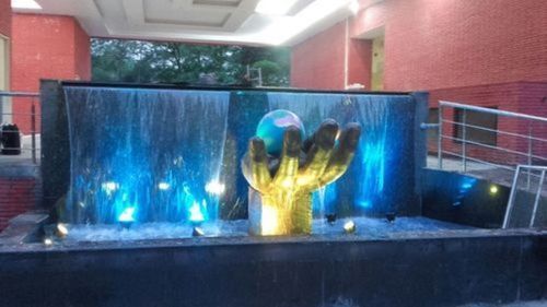 Led Under Water Light Hand Ball Fountain Krafter Decorative Water Fountain