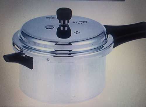 Polished Outer Lid Pressure Cooker Usage In Home And Hotel For Fast Cooking 