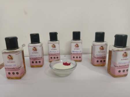 No Harmful Chemical Natural Herbal Body Massage Oil For Home, Salon And Spa Age Group: Adults