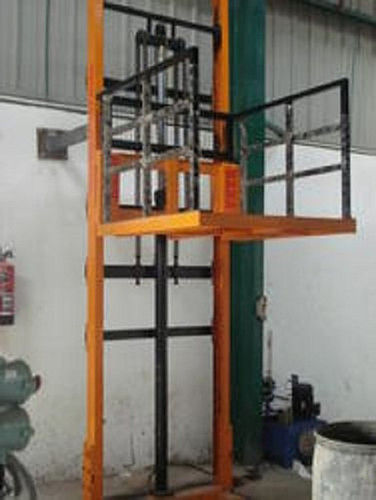 Strong Enhanced Functional Life Easy Operation Color Coated Hydraulic Wall Mounted Stacker