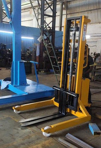 Two Nylon Wheel Mild Steel Semi Electric Hydraulic Stacker (Lifting Capacity 1000 Kgs)