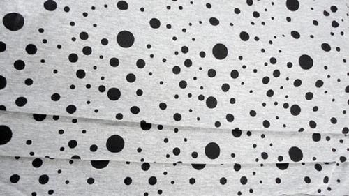 Casual White And Black Skin Friendly Printed Soft Pure Cotton Dress Fabric For Home Textiles