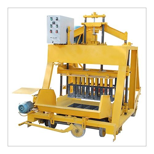 Yellow Hydraulic Pressure Automatic Mild Steel Concrete Block Making Machine With 6 Months Warrant