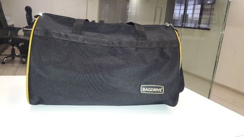 Moisture Proof Polyester Zipper Closure, Plain And Black Color Gym Bag With Adjustable Strap For Unisex