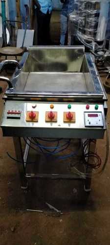 User Friendly Electric Fryer for Commercial Use