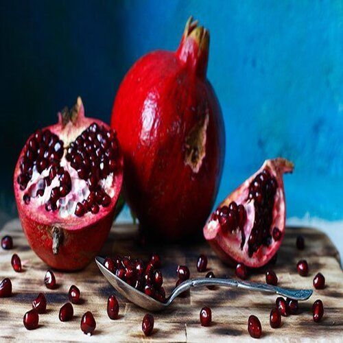 Juicy Delicious Healthy Rich Natural Taste Red Fresh Organic Pomegranate Origin: India