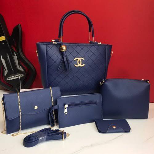 Ladies Blue Leather Multi Compartment Zipper Top Handbag Gender: Women