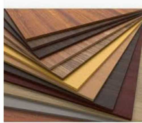 पॉलिश और गैर पॉलिश सादा पीवीसी प्लाइवुड शीट विभिन्न रंगों में उपलब्ध है