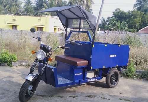 Color Coated Three Wheel Type Battery Operated Rickshaw Loader (Load Capacity 350 Kg)