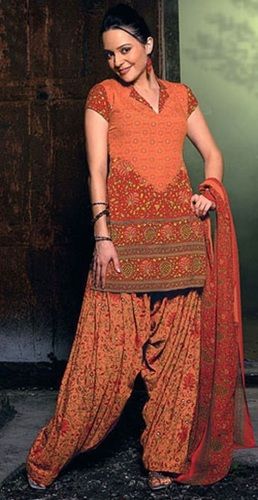 Indian Red And Coral Casual Wear Regular Fit Ladies V-Neck Half Sleeves Printed Patiala Suit