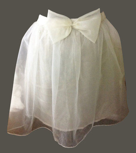 Summer White Skin Friendly Regular Fit Casual Wear Ladies Plain Nylon Flared Skirts