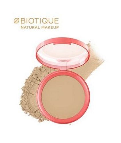 Skin Lightening/Whitening Makeup Compact Powder With Multivitamin And Minerals