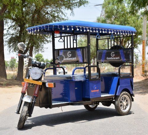 Speed 26 Km/hour Five Seater Battery Operated Rickshaw (Loading Capacity 500 Kg)