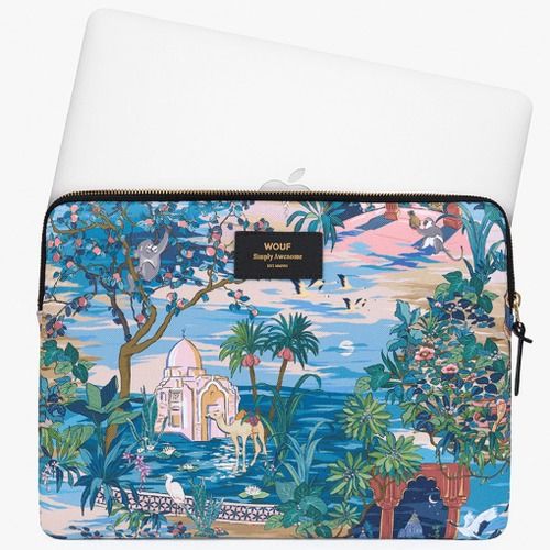 Moisture Proof Very Spacious, Light Weight And Printed Multi Color Rectangular Polyester Canvas Laptop Sleeve