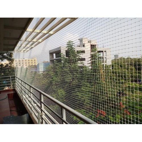 White Balcony Safety Net With HDPE Plastic And Mesh Size 30mm, 1.5mm Thickness