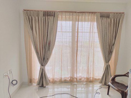 Eyelet Curtain for Window And Doors With 200-250 GSM Thickness And 7 Feet Length