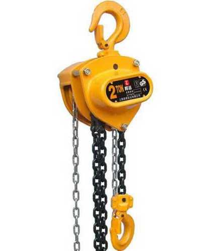 Yellow Color Heavy Duty Chain Pulley Block for Lifting Platform, Capacity 1-2 ton