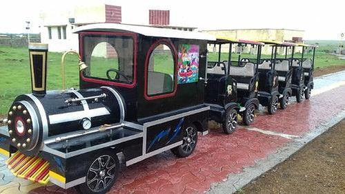 Park Long Working Life Hassle Free Operations Color Coated Trackless Train