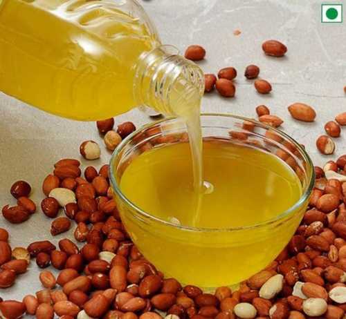 High Protein Hygienically Packed Organic Light Yellow Groundnut Oil