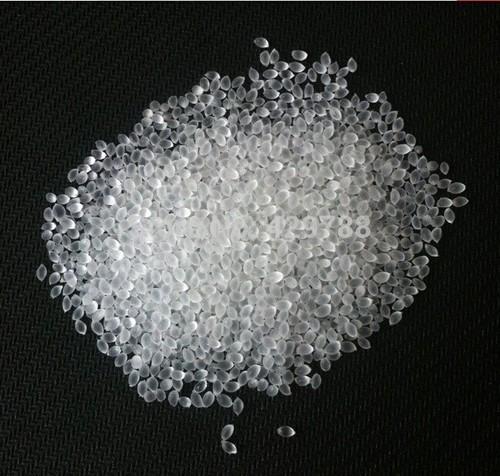 White Transparent Thermoplastic Elastomer Granules 25 Kg For Making House Plastic Products