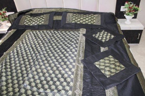 Black And White Embroidered Pure Silk King Size Bed Covers With Four Silk Pillow Covers, 90x108 Inch