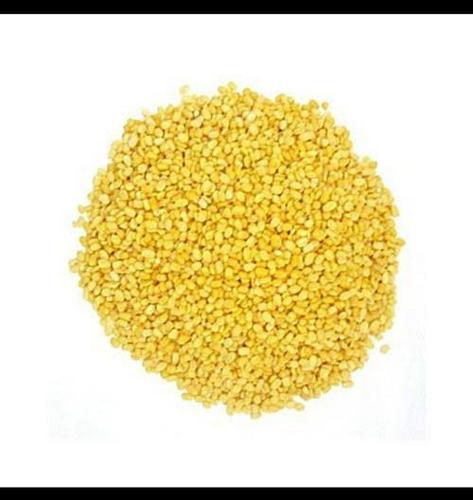 Common Unpolished Yellow Moong Dal Contains Potassium, Fat And Sodium