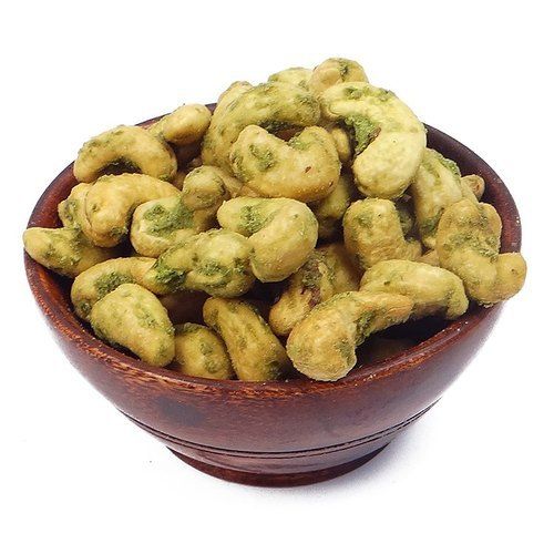 White A Grade 100% Pure Curved Shape Green Chilli Fried Cashew Nuts