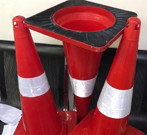 Light Weight Non Breakable Portable Conical Flexible Plastic Traffic Cones For Road Safety