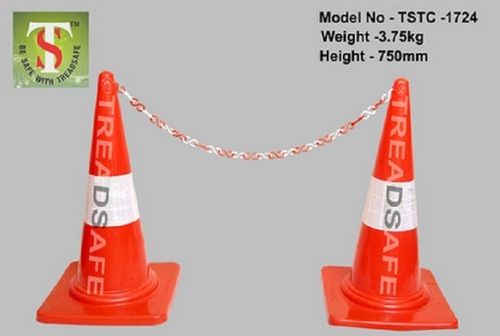 Light Weight Non Breakable Portable Perfect Shape Traffic Cones For Road Safety, Weight 3.75Kg Size: 750 Mm