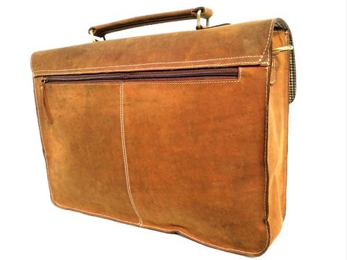 यूनिसेक्स के लिए बहुत विशाल, प्लेन डिज़ाइन और टैन रंग का असली लेदर ऑफिस कम लैपटॉप बैग, साइज़: विभिन्न साइज़ उपलब्ध हैं