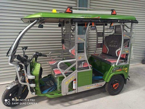 Jezza Prime Eco Friendly Easy To Ride Three Wheel Battery Operated Rickshaw