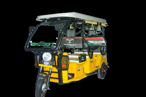 Maximum Run >80 Km Atom Auto Fiber Roof Type Battery Operated Rickshaw