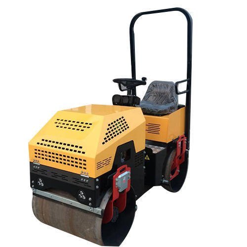 Ride On Roller (Max Roll Weight 5 Ton) - Capacity: 3-4 Tonnes Ton/Day