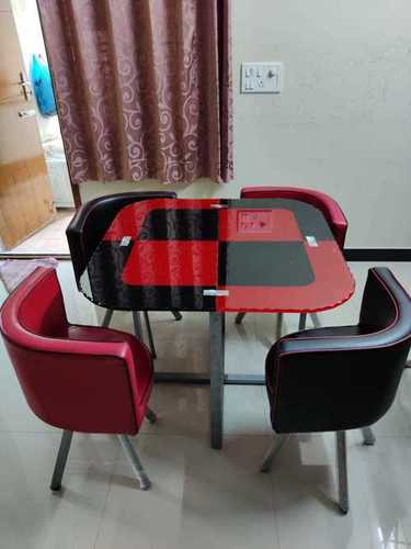 Easy To Clean Skin Friendliness Eye Catching Look Red And Black Four Seater Dinning Tables