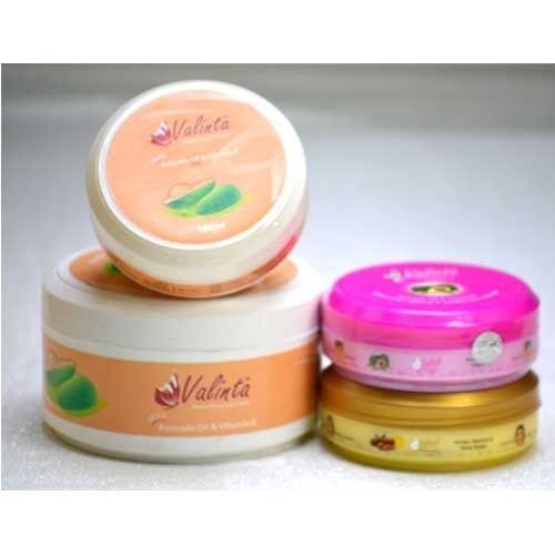 Golden Cold Cream 100 Gm For Oily Skins With Herbal Ingredient, Age Group 15 To 45 Years