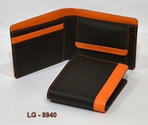 काला विशाल, भूरा और नारंगी रंग का सादा, फ़ोल्ड करने योग्य प्रकार के जेंट्स लेदर वॉलेट