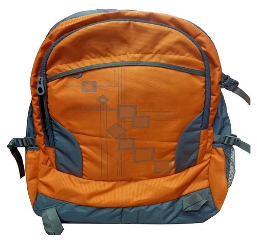 ऑरेंज प्लेन ऑरेंज, ज़िपर टाइप क्लोज़र और एडजस्टेबल स्ट्रैप के साथ ट्रैवल शोल्डर बैकपैक